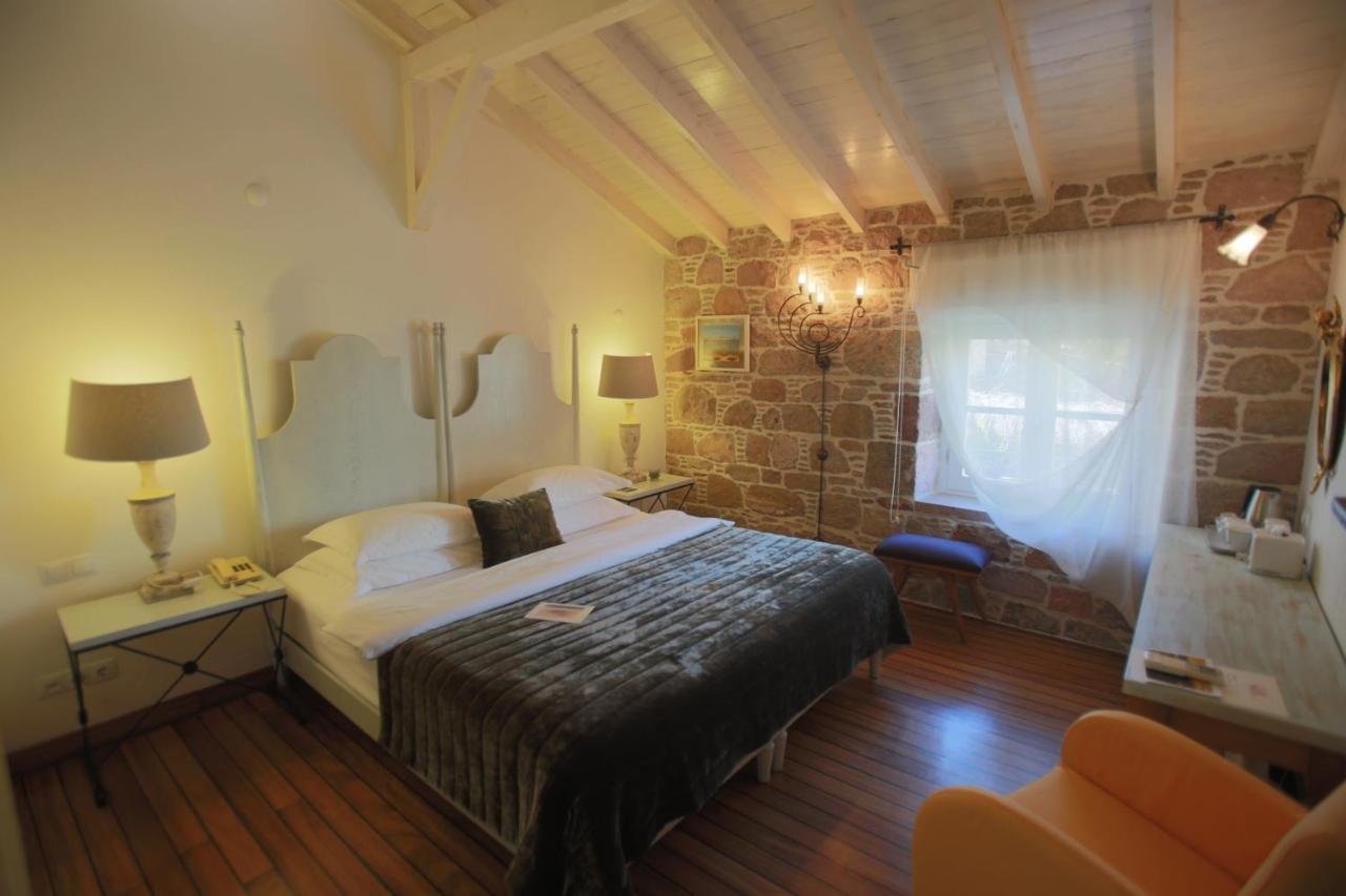 Cunda Lena Otel Ayvalı Extérieur photo