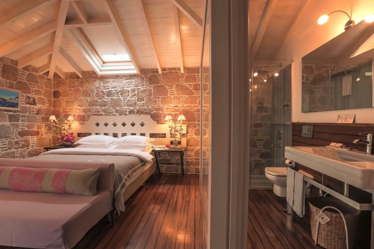 Cunda Lena Otel Ayvalı Extérieur photo