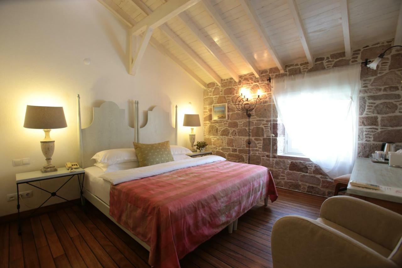 Cunda Lena Otel Ayvalı Extérieur photo